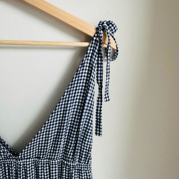 Urban Outfitters Blue and White Striped Romper - Picture 4 of 9